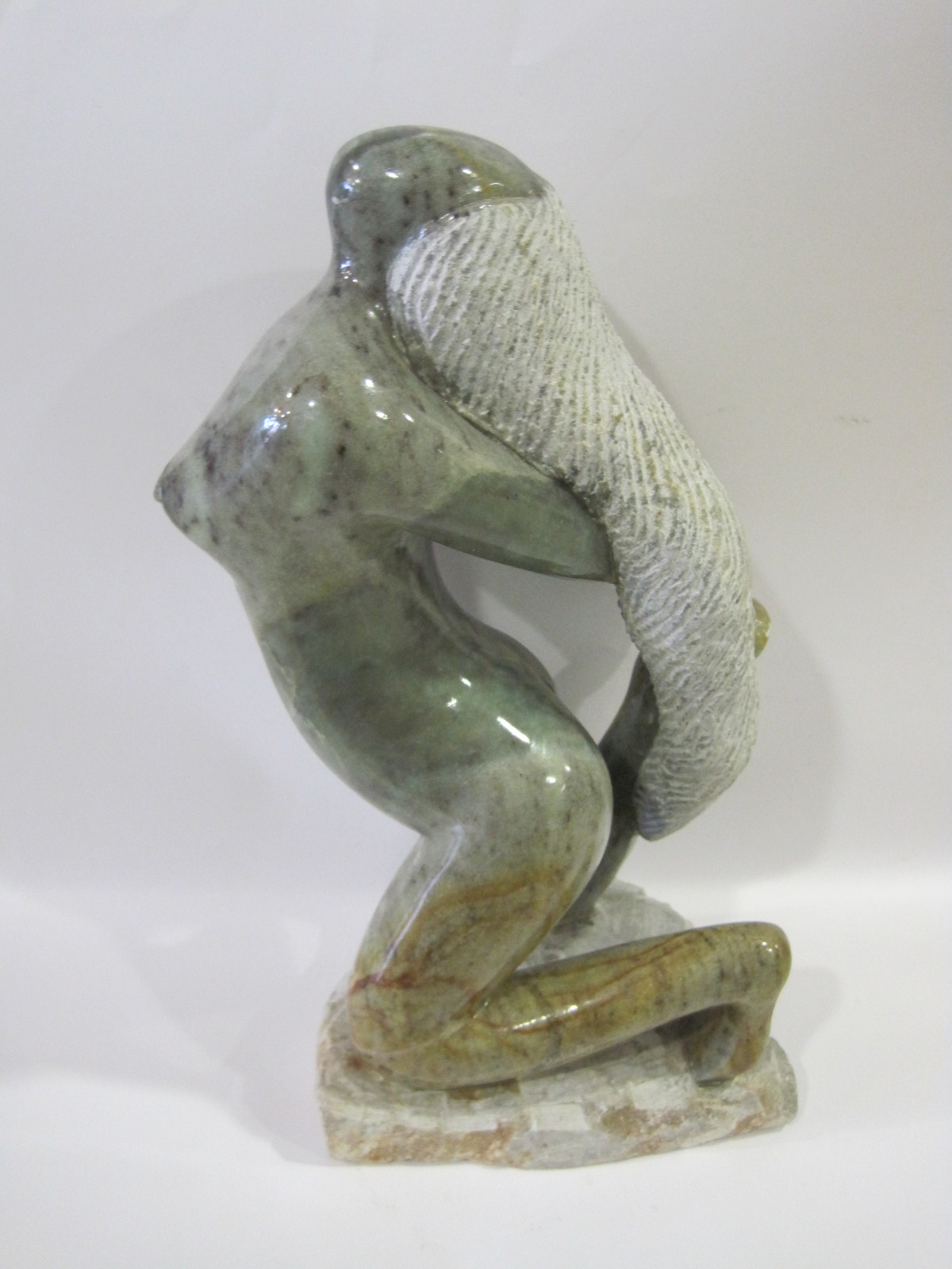 escultura mujer