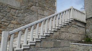 balaustrada y escalera piedra