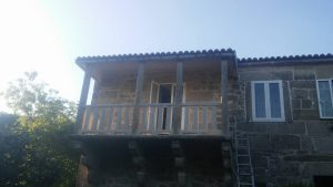BALAUSTRADA BISELADA Y ESCALERA