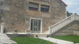 BALAUSTRADA BISELADA Y ESCALERA