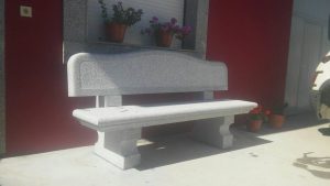 Banco piedra jardin