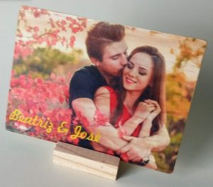 Postal de madera con foto