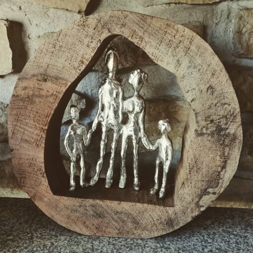 figura familia madera