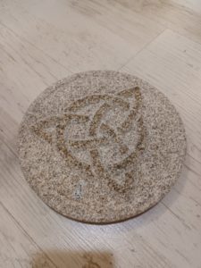 Triqueta piedra