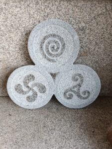 TRIPTICO SIMBOLO CELTA