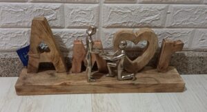 FIGURA MADERA AMOR PAREJA
