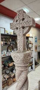 Cruceiro con cruz celta